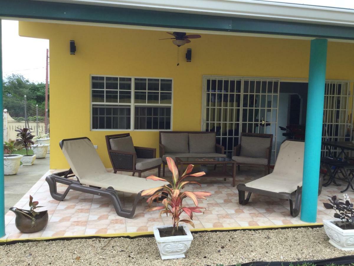 Cc Best Villas Tobago Lowlands Esterno foto